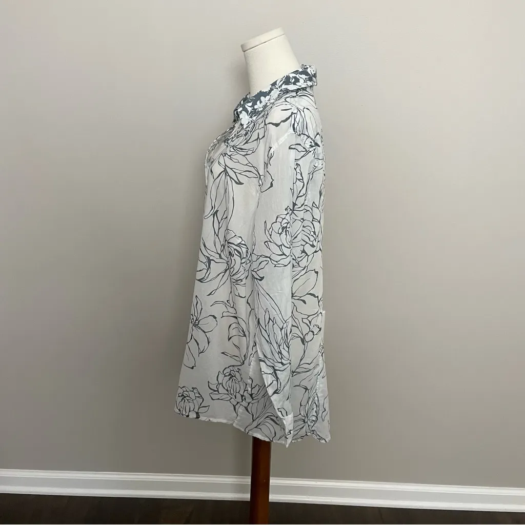 Soft Surroundings Tunic Top Floral Lightweight Roll Tab Sleeve Cotton Grey White - Image 5