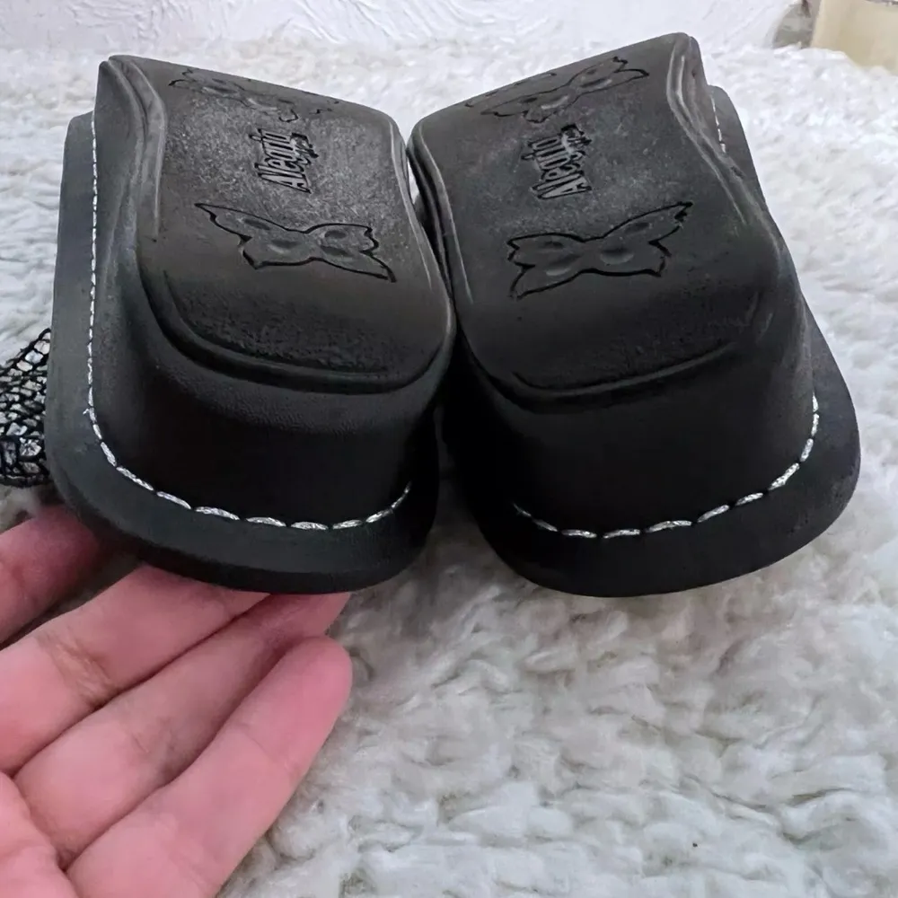 Alegria by PG Iridescent Mermaid Print Slip-On Clogs Women’s Size 36 - Image 7