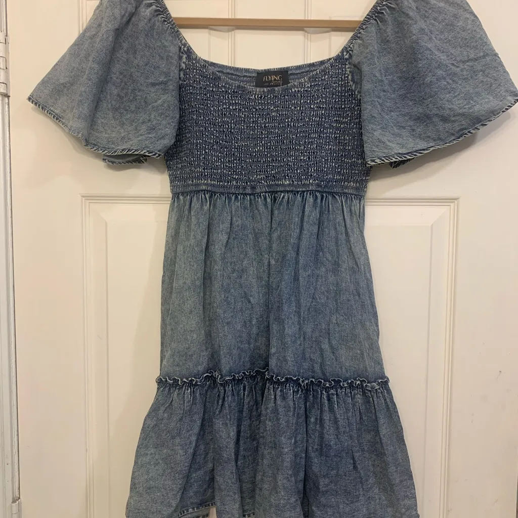 NWT Flying Tomato Los Angles Acid Wash Denim Like Flutter Small Dress.      2751 - Image 2
