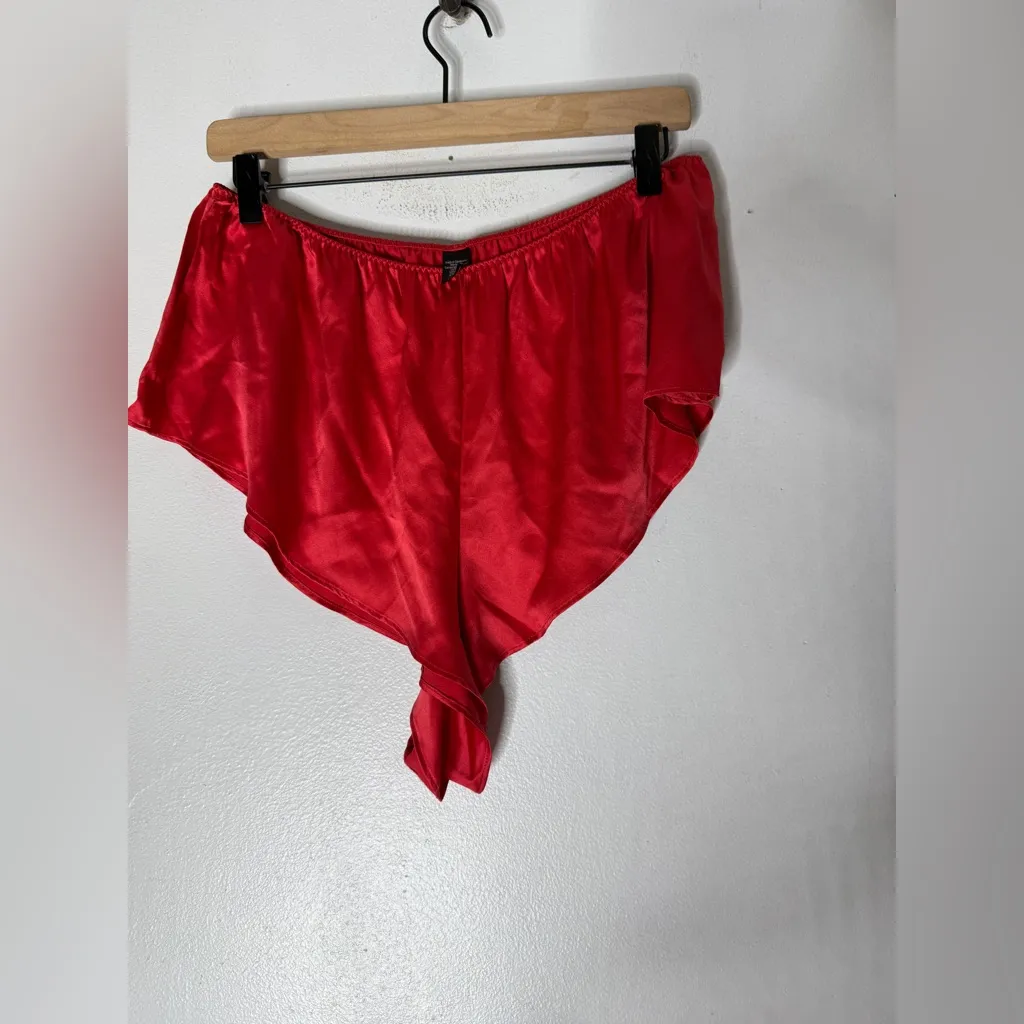 Victoria’s Secret Satin‎ Camisole & Shorts Set Red Large - Image 8