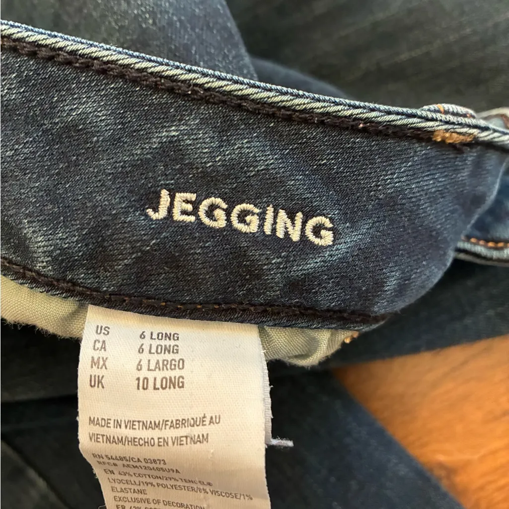 American Eagle Jeggings Skinny Jeans Women’s 6 Long Blue Dark Wash - Image 3