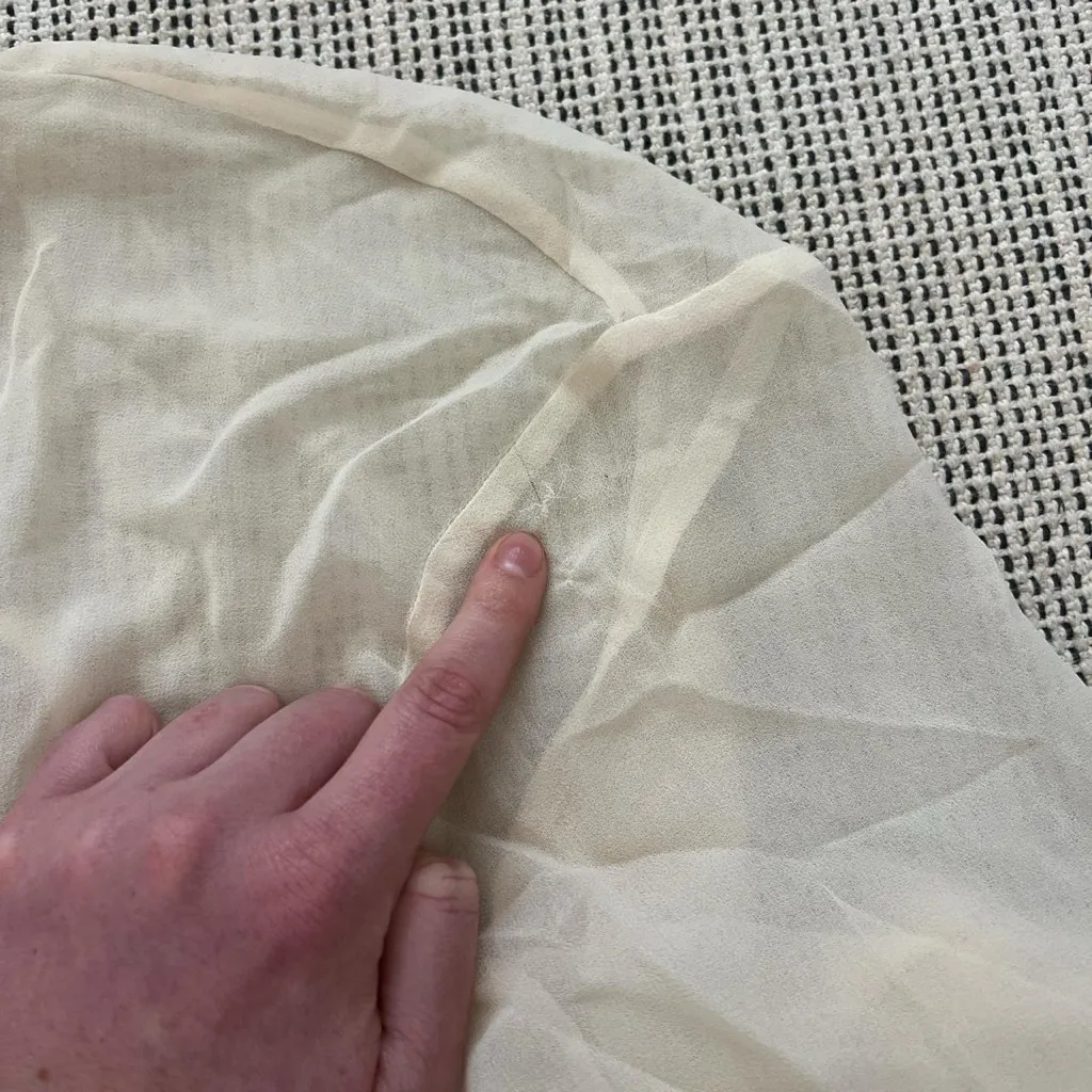 Aritzia Wilfred cream bodysuit blouse Size XS - Image 6