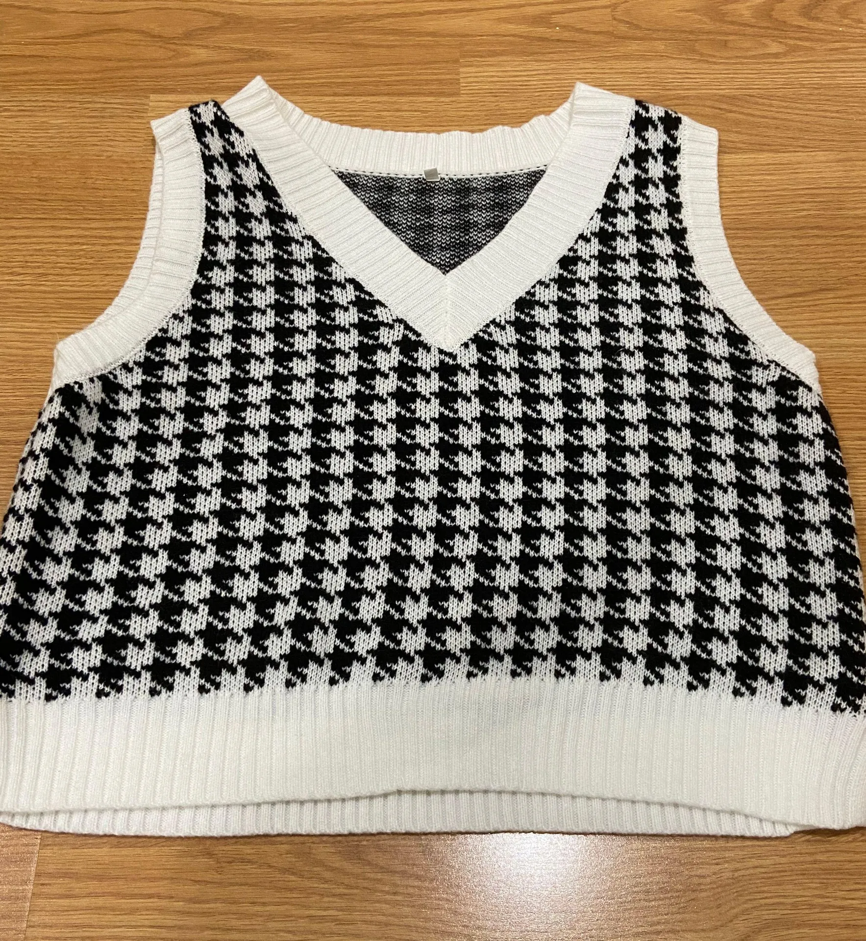 Oversized Vest Sweater - Image 2
