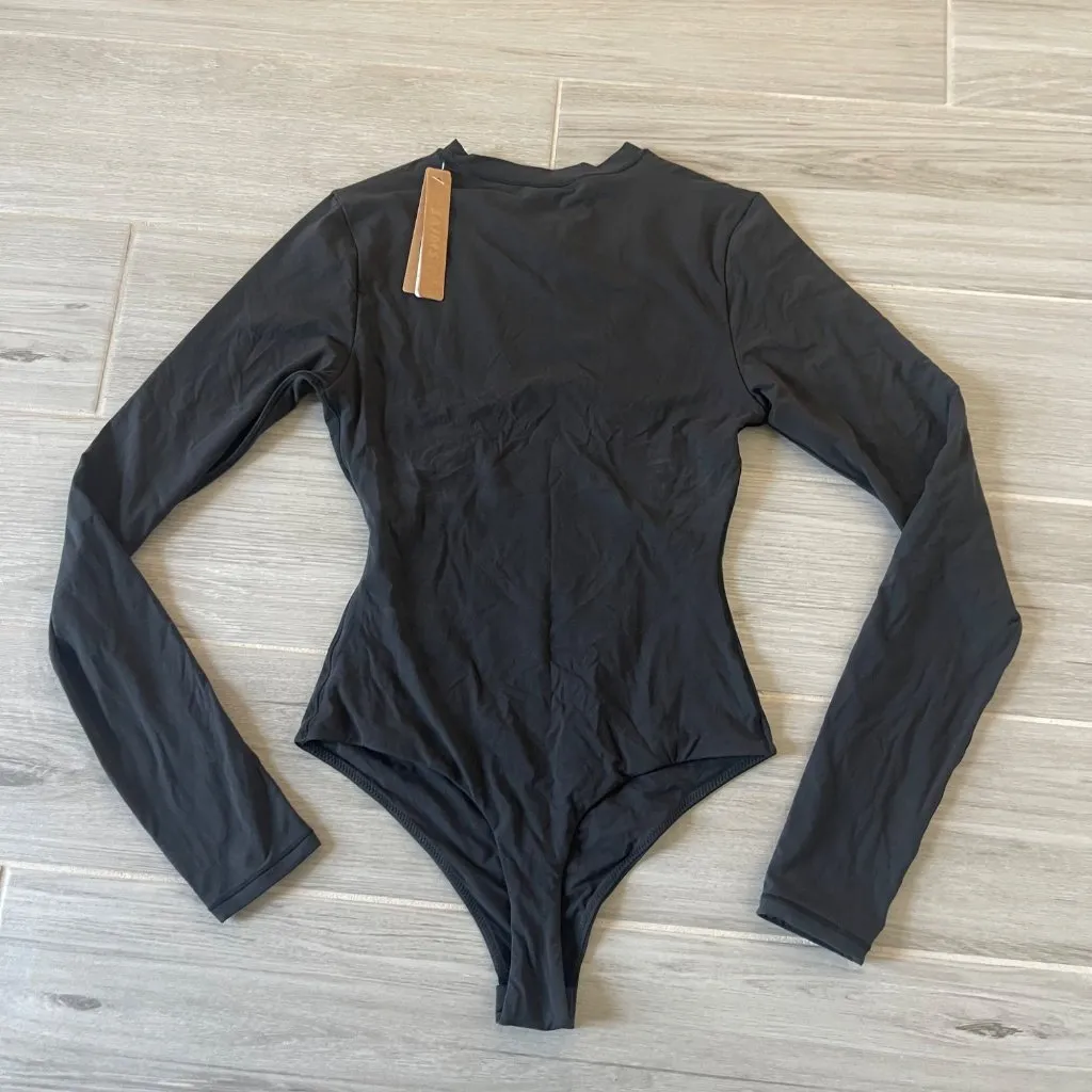 NWT SKIMS FITS EVERYBODY L/S CREW BODYSUIT BLACK SZ S - Image 4