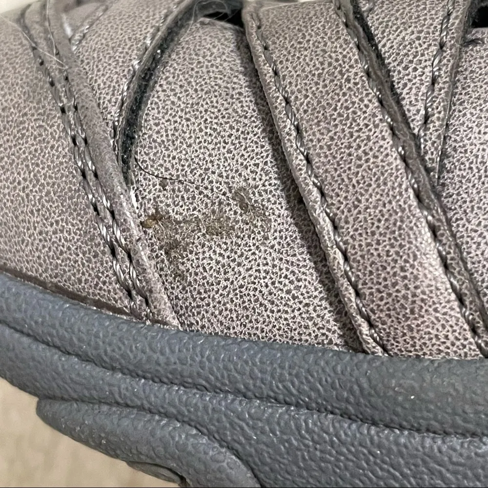 Baretraps Women’s Larson Sandals - Image 16