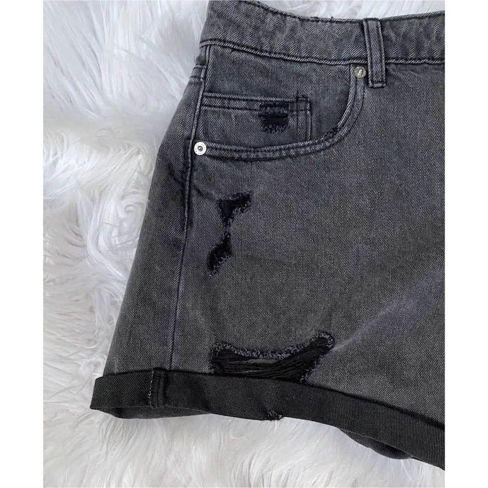 NWOT We The Free Gray Distressed Denim Shorts - Image 4