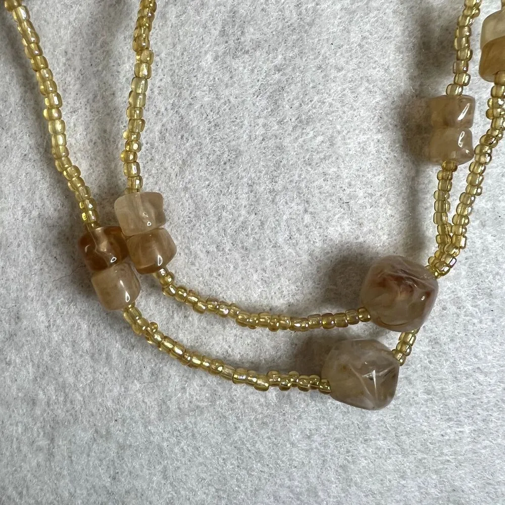 Cream Beaded Necklace - Image 3