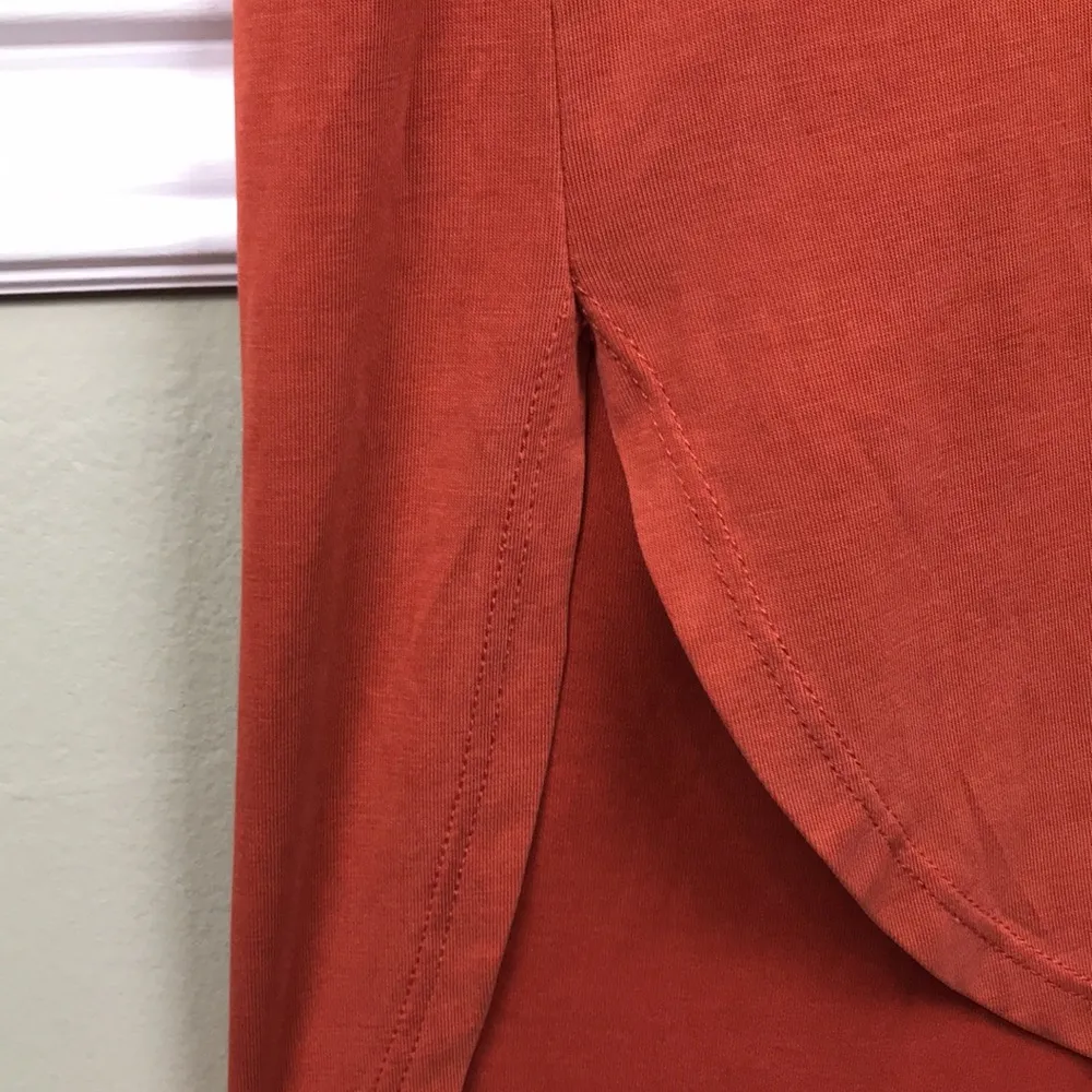 Lush Women’s Oversized Burnt Orange Long Hi-Low Hem V-Neck Shirt Dress - Image 5