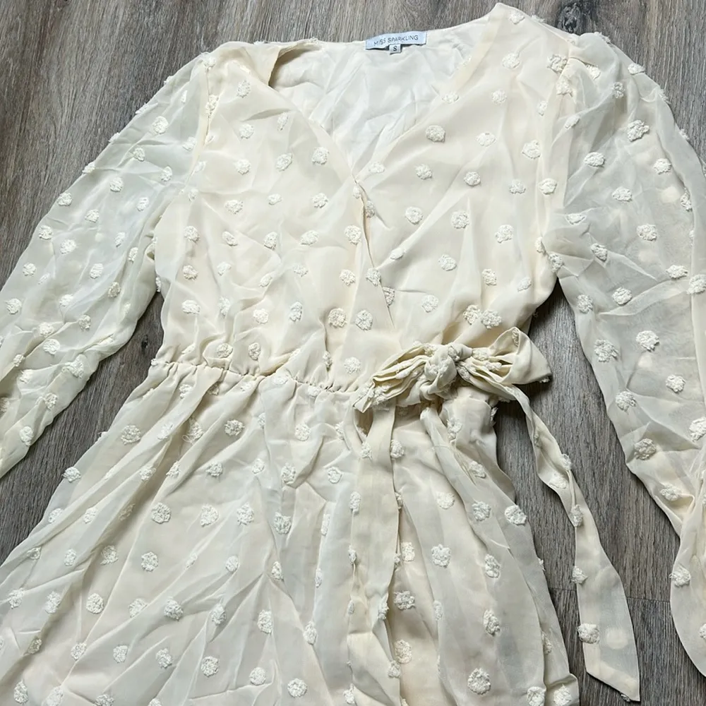 Swiss dot Dress Size Small - Image 3