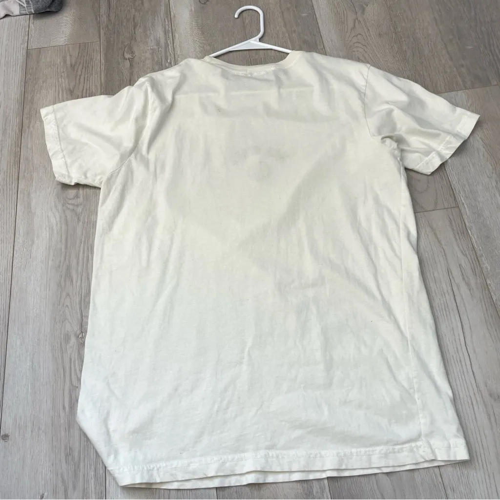 NBA Store Tshirt vintage y2k short sleeve mens Cream (medium) casual streetwear Tan - Image 4