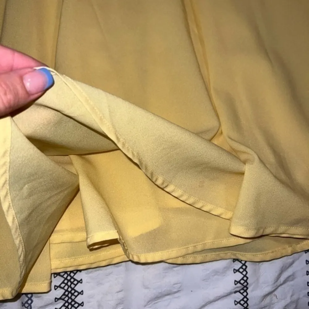 Yellow Kimchi‎ Blue Urban Outfitters mini dress with keyhole cutout size 8 - Image 2