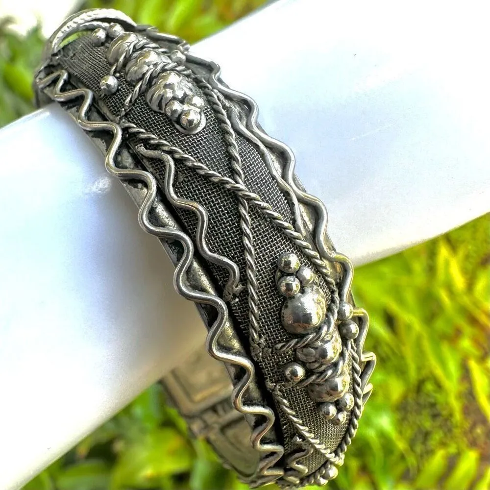 Silver tone ornate hinged bangle bracelet - Image 5