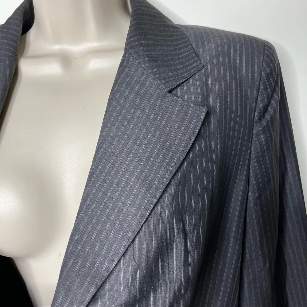 MaxMara grey stripe crop wool blend blazer one button closure size 10 - Image 7