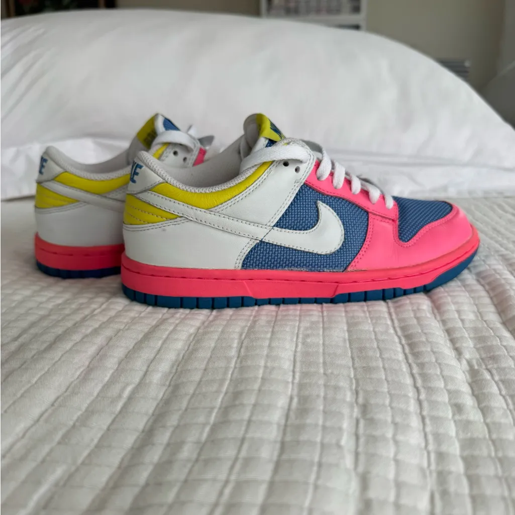 Nike Dunks Low Vintage 2006 Women’s 6 Light Blueberry 309324-614 Pink Yellow - Image 3