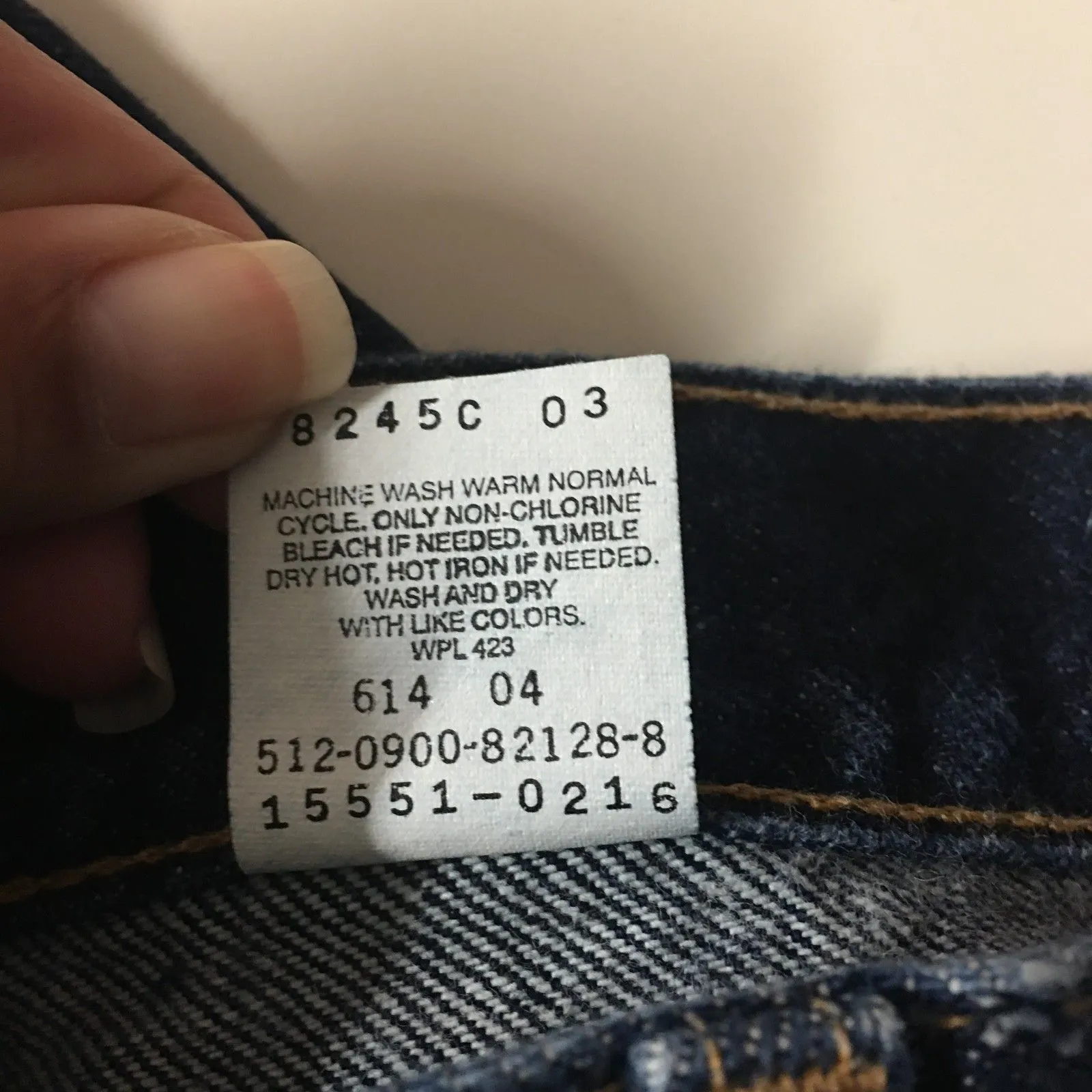 Vintage Levi’s 550 Dark Wash Relaxed Fit Tapered Leg Jeans Size 10 EUC - Image 11