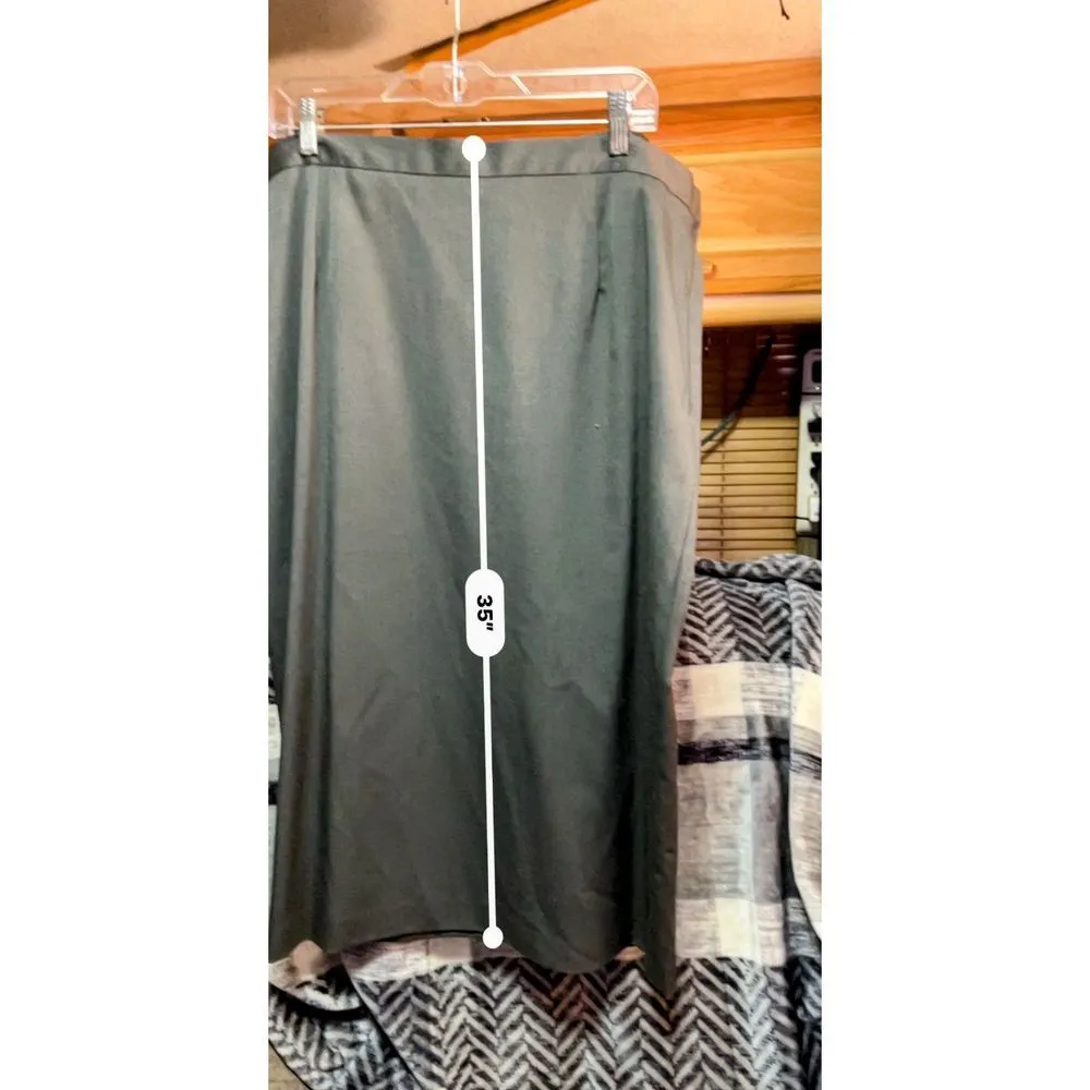 Michele Gray Skirt Suit, Size 18, Business Professional, Rayon Blend - Image 10