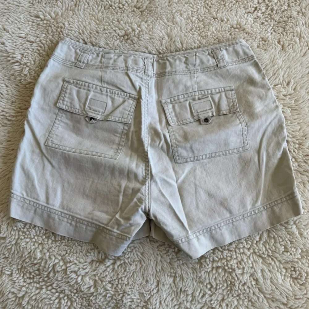 Maurices Cream Cargo Shorts with Belt Loops and Textured Fabric - Image 2