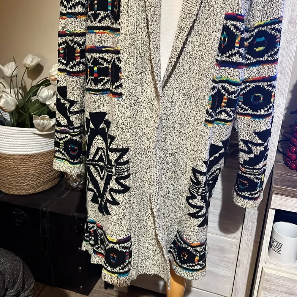 Northern Angel By Anthropologie Aztec Boho Southwestern long cardigan Womens S - Image 4