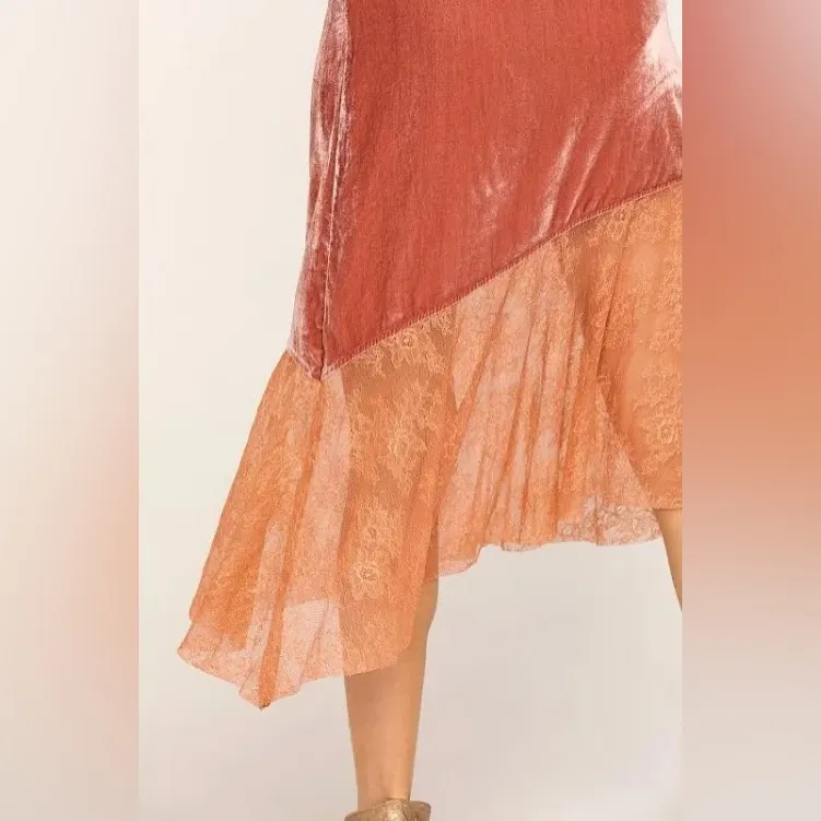 FREE PEOPLE Rose Lacey Midi Skirt Canyon Arroyo Pink Boho Lace Size 10 - Image 4