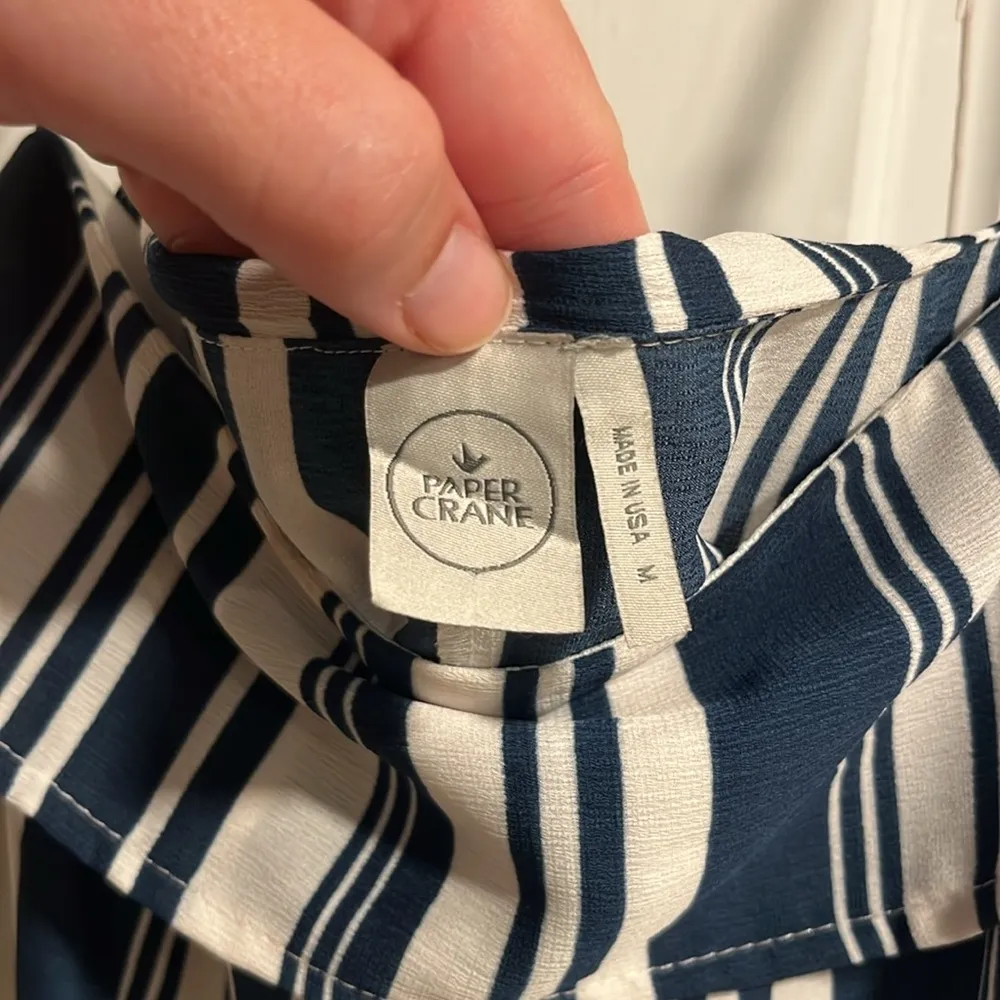 Blue and White Striped Romper with Pockets Size Medium - Image 5