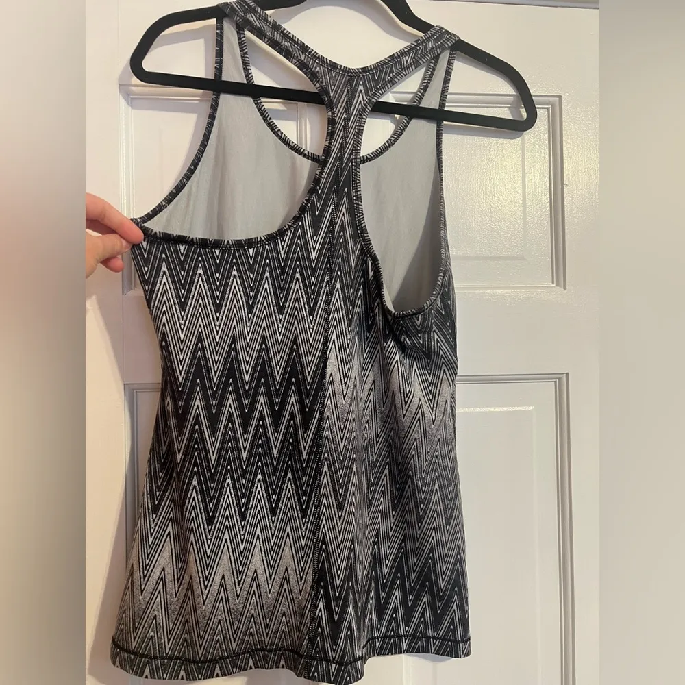 #16 NIKE • DRI FIT • BLACK/WHITE CHEVRON RACERBACK TANK - Image 3