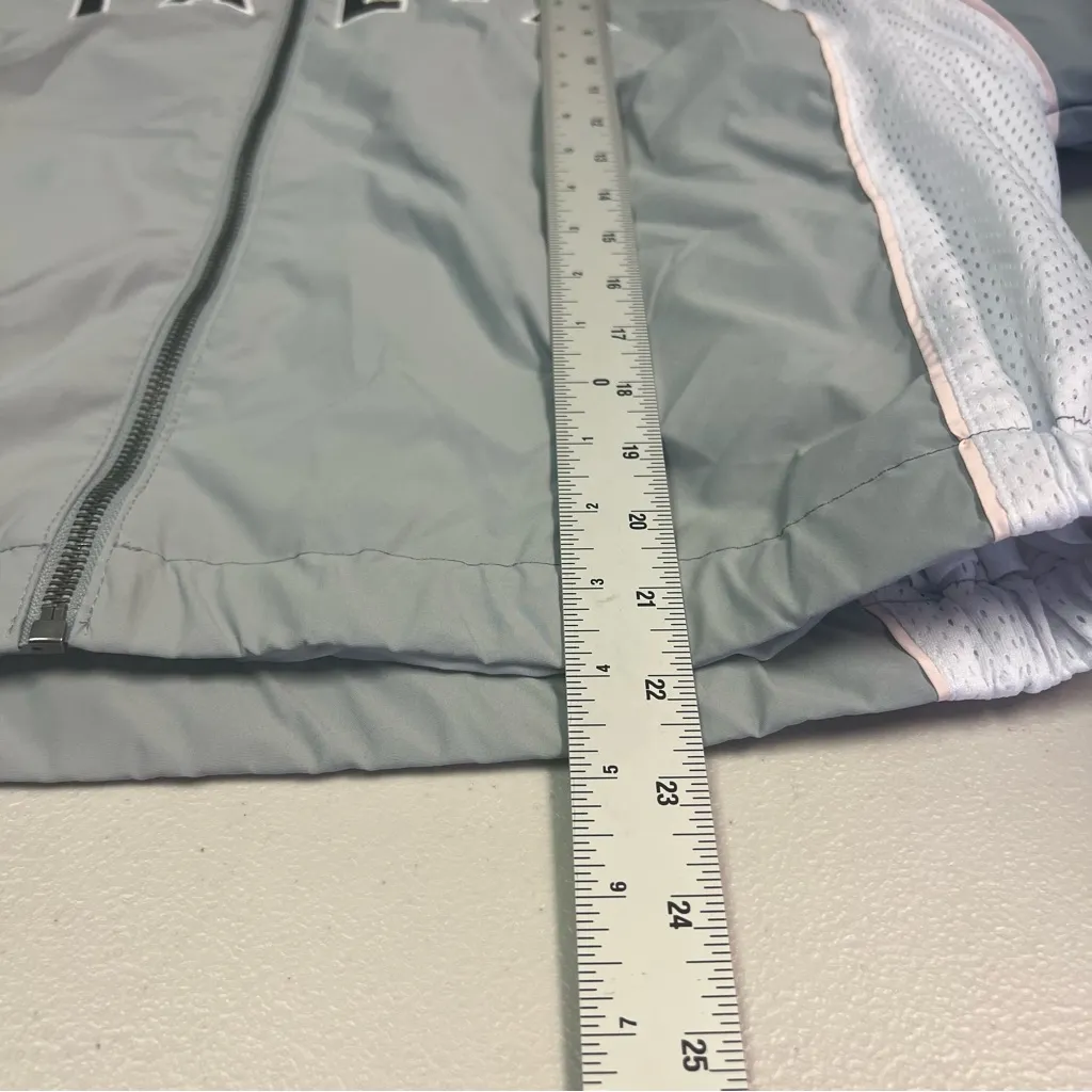 Wild Fable Gray and Pink Ski Jacket - Image 4