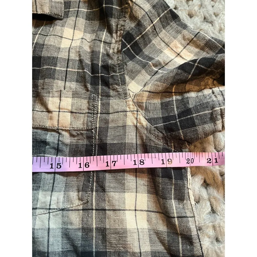 Pendelton short sleeve button up plaid beige/black size med - Image 2