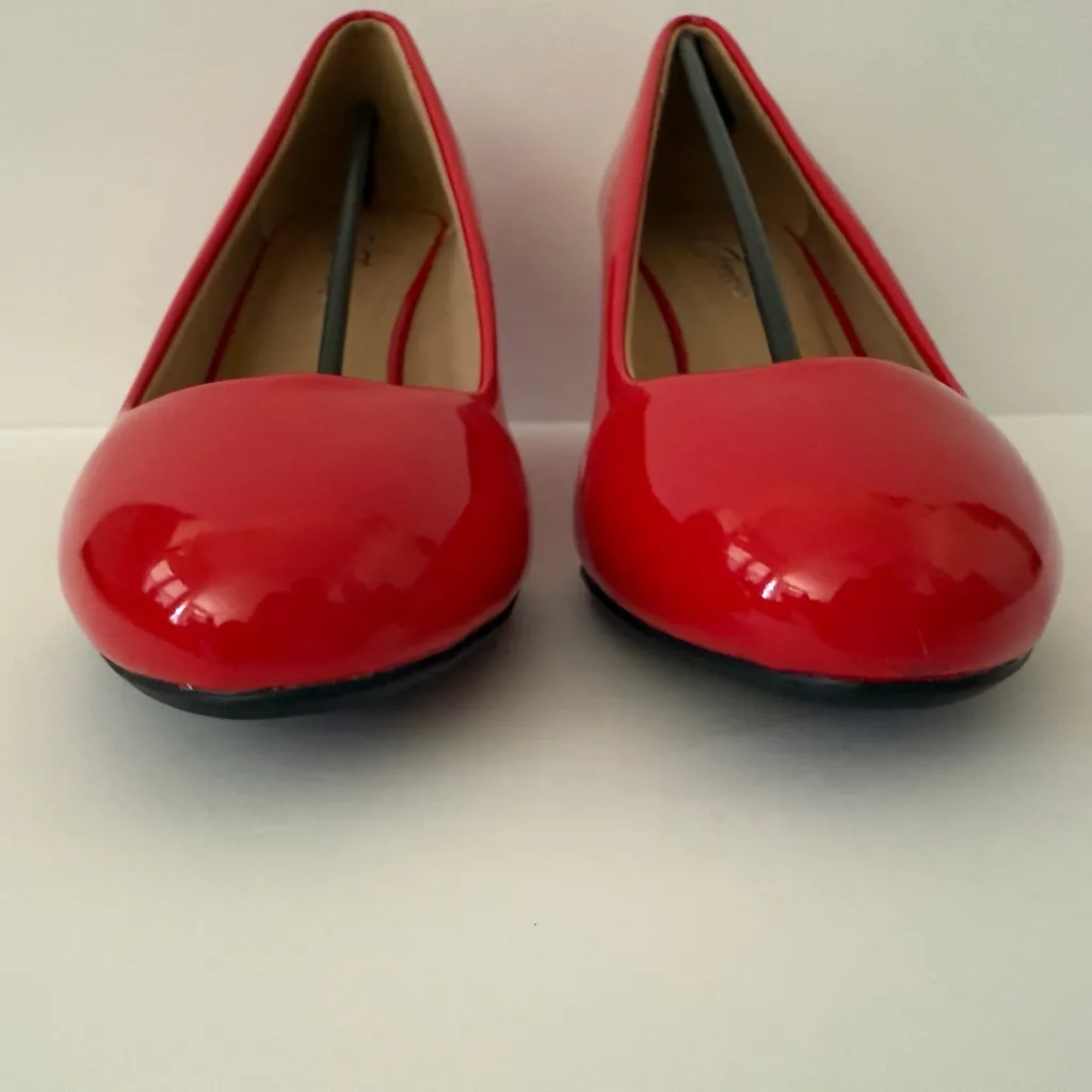 Women’s Red Heels Patent Size 7.5 Classic Platform Wedge Chic Pump Shoes New - Image 2