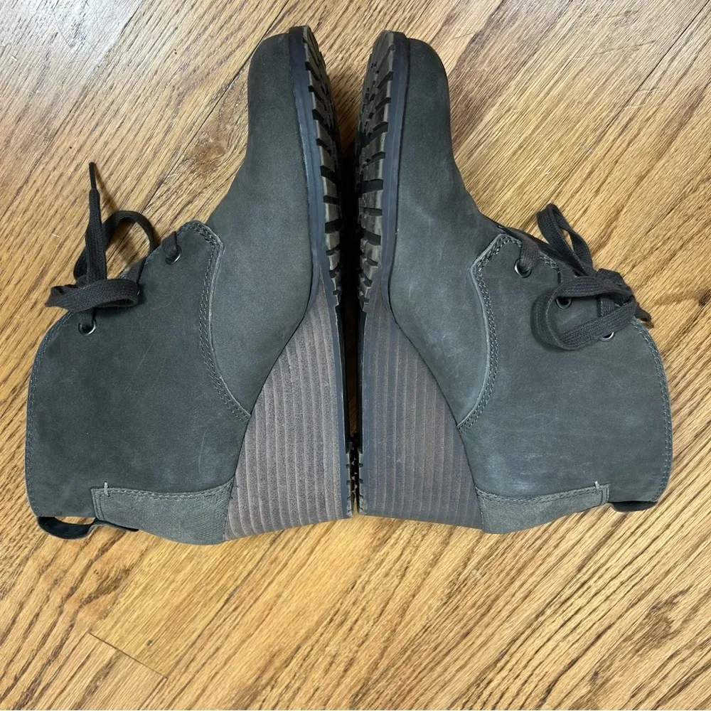 Cobb Hill | Rockport Lucinda Chukka Wedge Booties Gray Size 9 - Image 9
