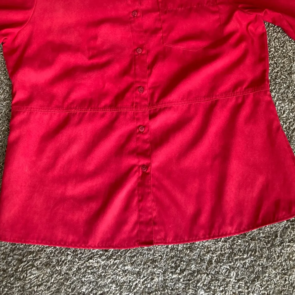 White Stag Red Button Down Shirt with Dress Collar - Image 5