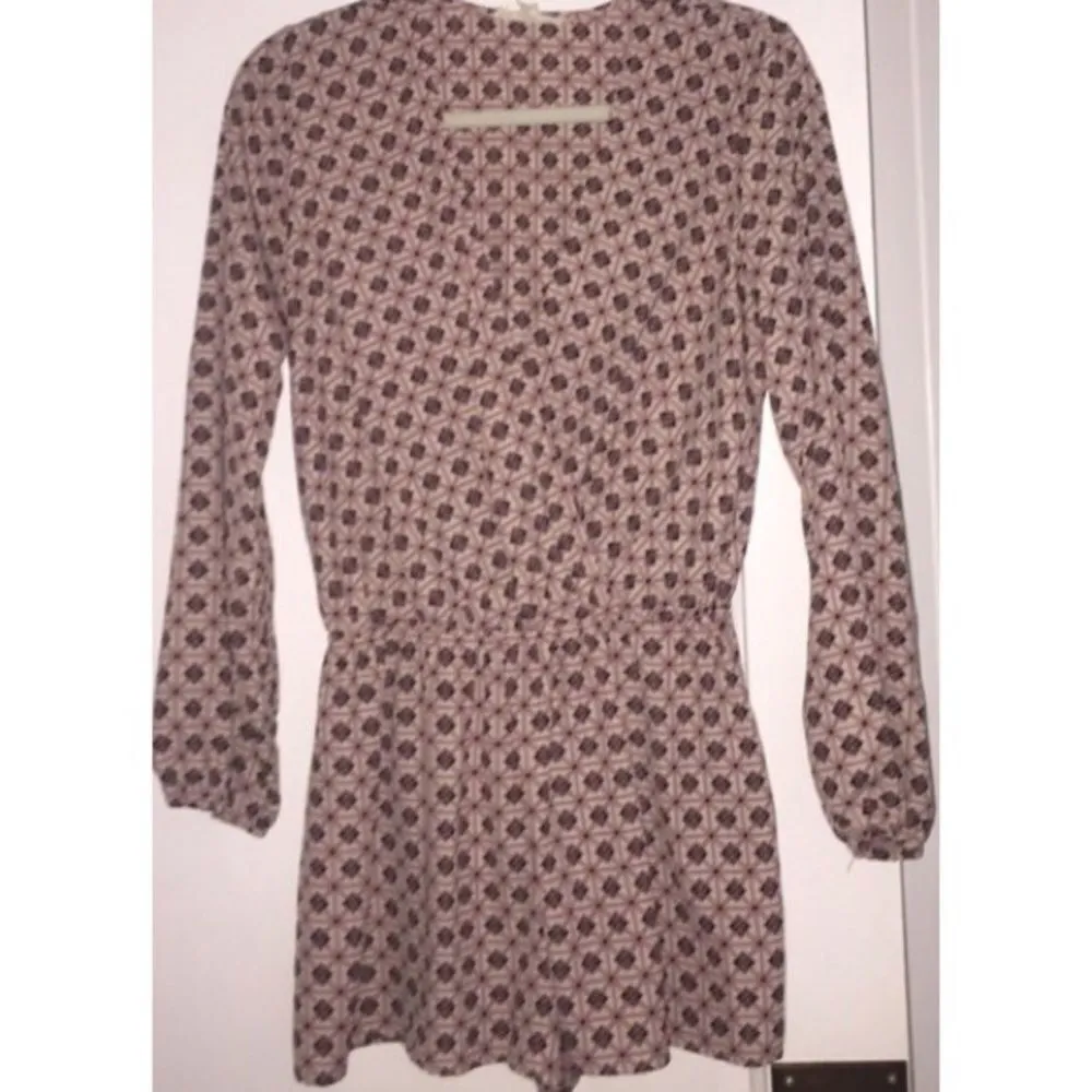 ✨Illa Illa Long Sleeve Pattern Print Romper✨ - Image 3