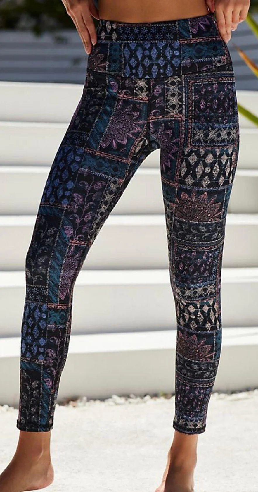 NWT $98  x Daily Practice Black Motif High Rise Leggings XS - Image 2