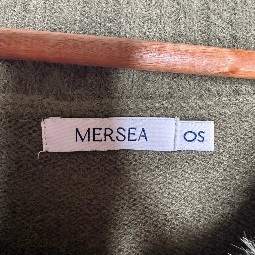 MERSEA Olive Green Chalet Pullover Poncho Sweater One Size Size undefined - Image 4