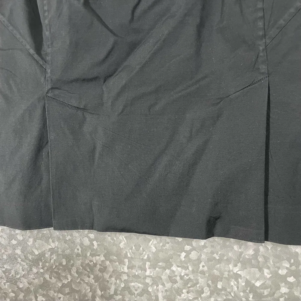 Club Monaco Black Knee Length Double Slit Pencil Skirt - Size 6 - Wide Waistband - Image 7