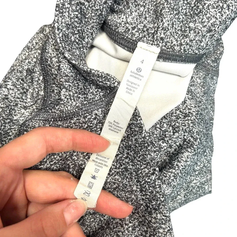 Lululemon‎ Wunder Under Crop III Rio Mist White Black Size 4 - Image 8