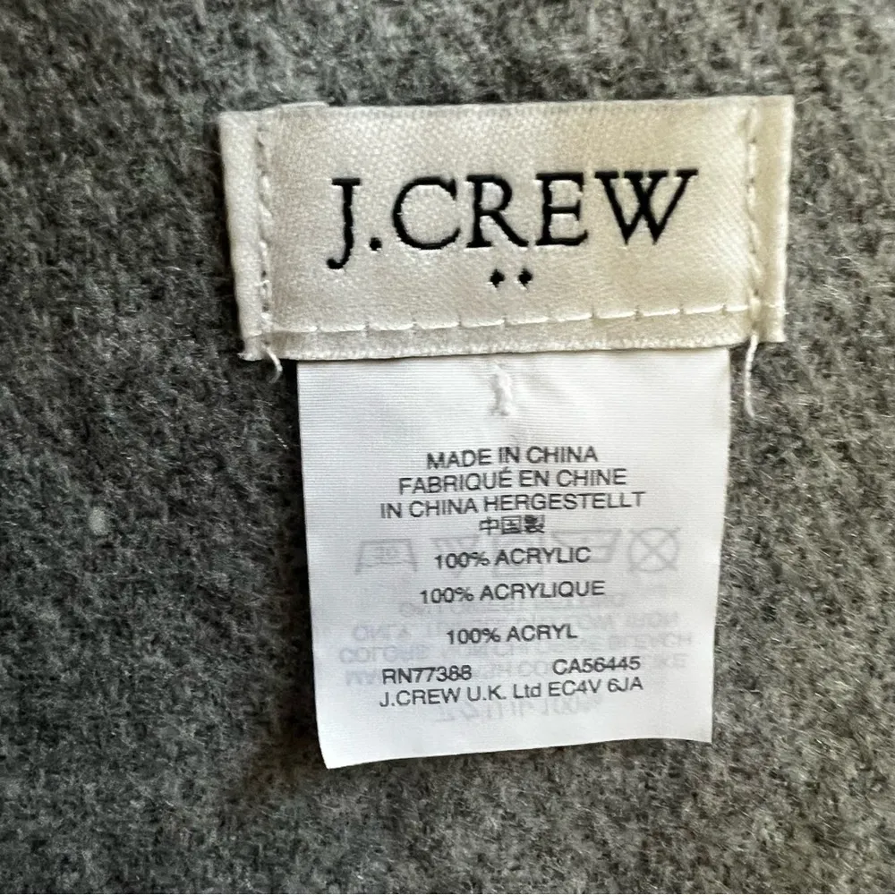 J Crew Cozy Oversize Gray white plaid Blanket Scarf fringe wrap - Image 4