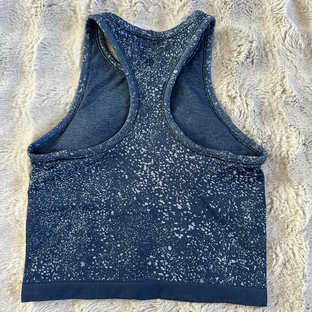 Lululemon Ebb to Street Cropped Racerback Tank Top size 6 - Image 4