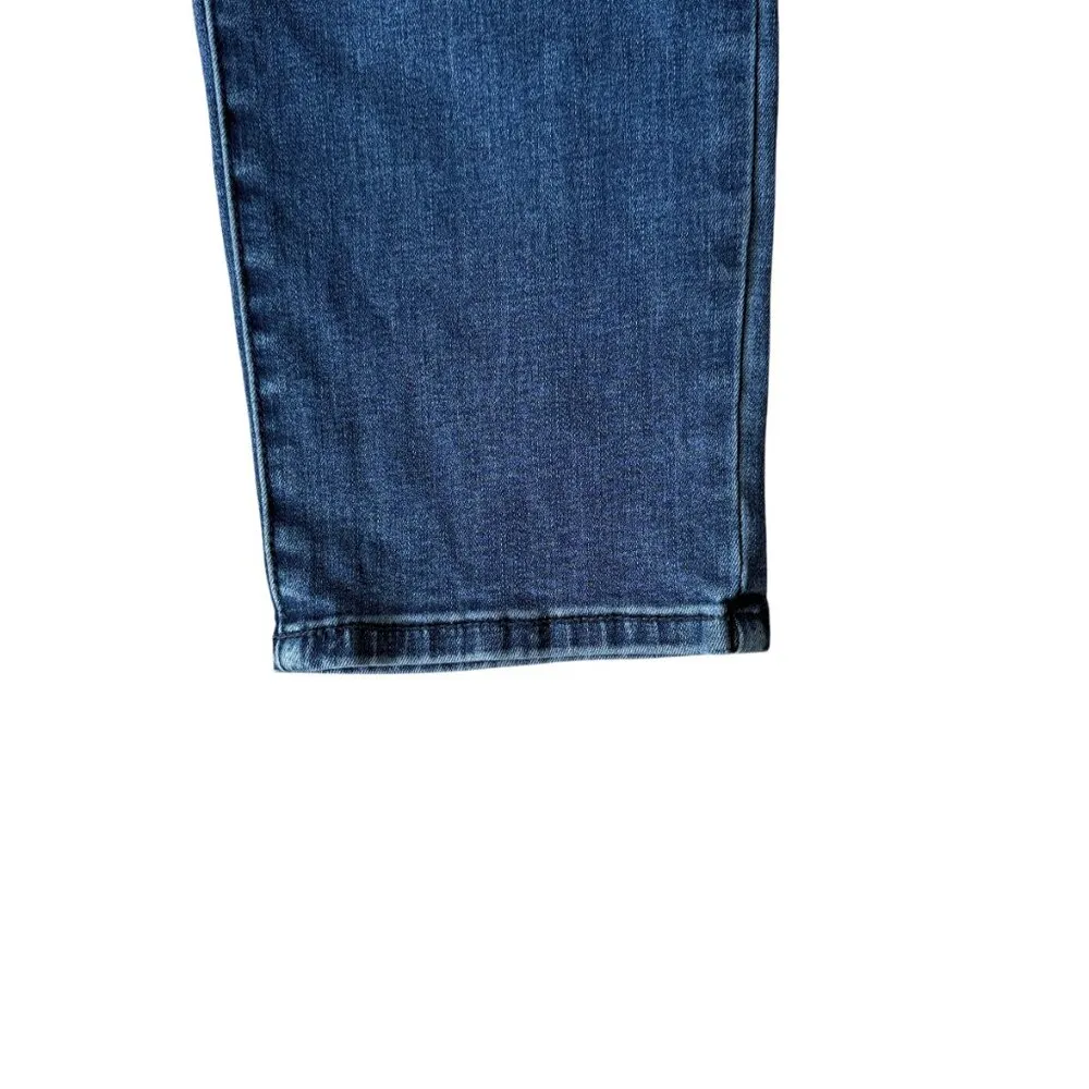 Chico's stretchy medium wash blue denim jeans with back pockets women's size 0 - Image 6