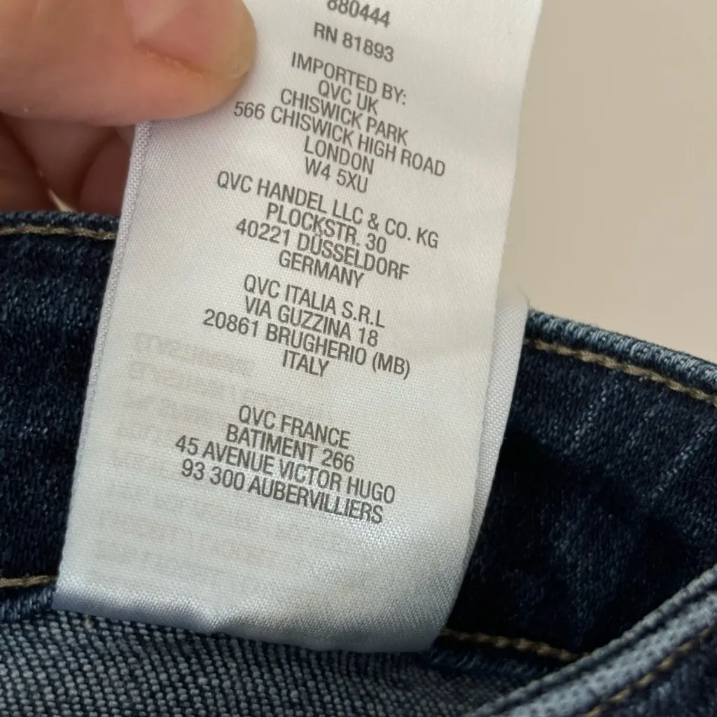 Women’s‎ jeans by Logo Lori Goldstein - Image 4