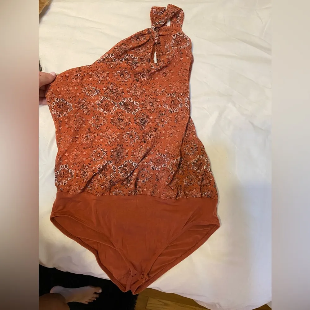 Maurice's Backless Halter Tie Patterned Bodysuit - Image 3