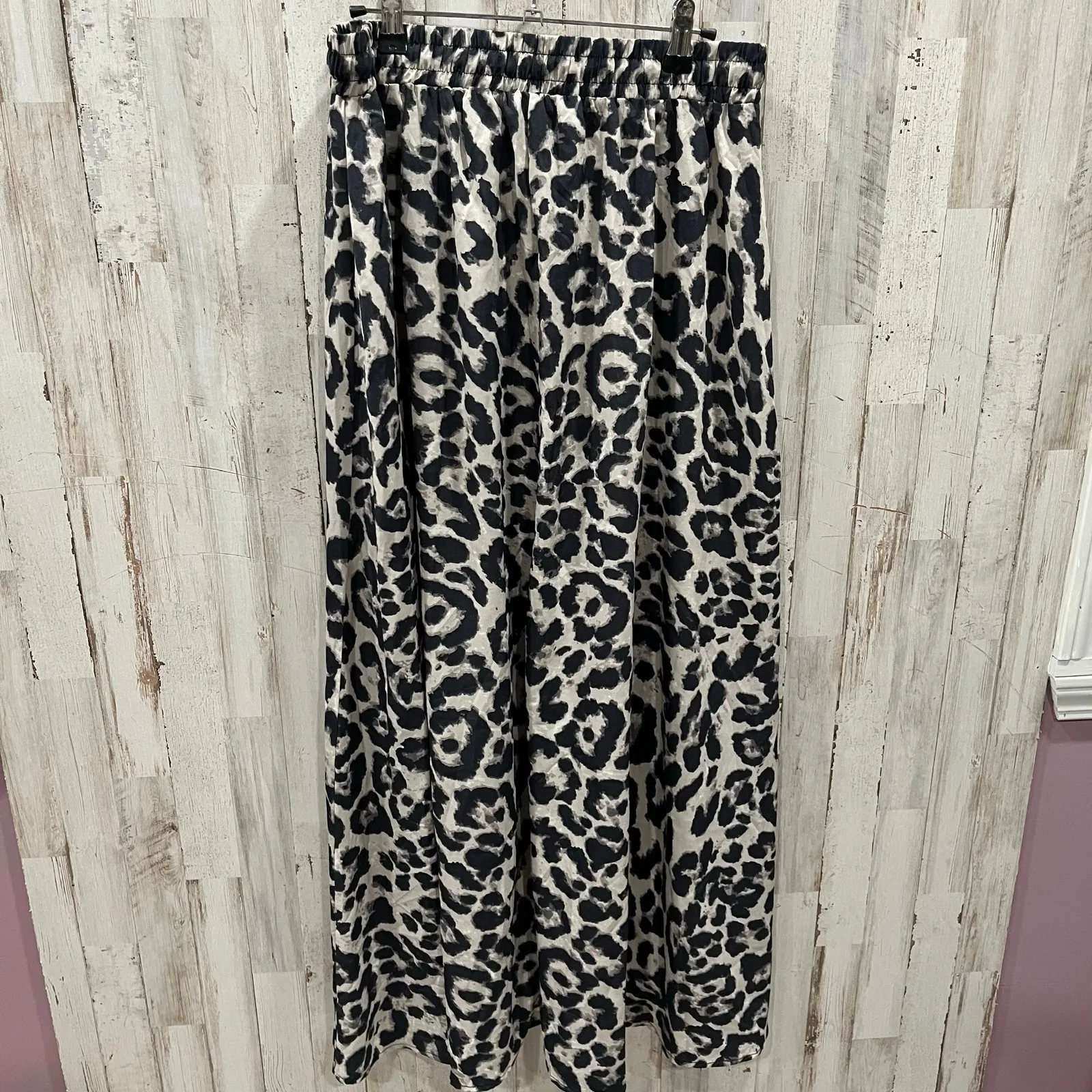 Gray Leopard Full Length Maxi Skirt Womens XL Grunge Flowy Girly Beachy - Image 3