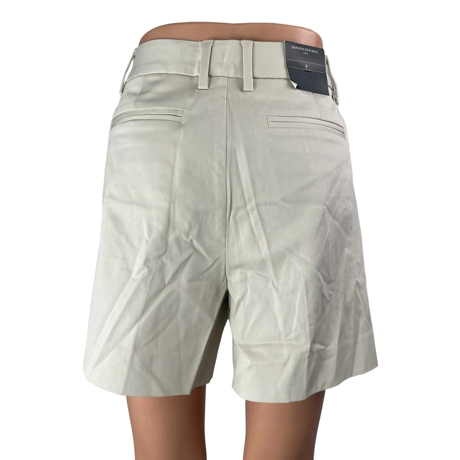 NEW Banana Republic Women's White High Rise Chino Khaki Bermuda Shorts Size 8 - Image 2