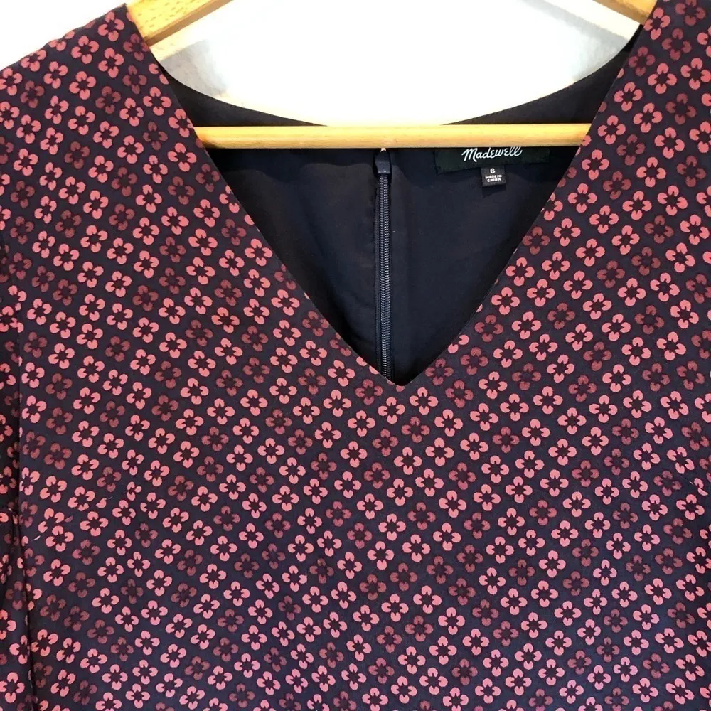 Madewell Painted Clover 100% Silk Bell-sleeve Dress, V-neck, Size 6 - Image 4