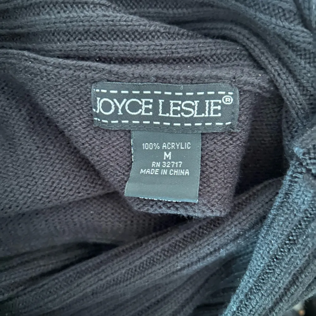 Joyce Leslie black sweater dress with belt size medium - Image 3