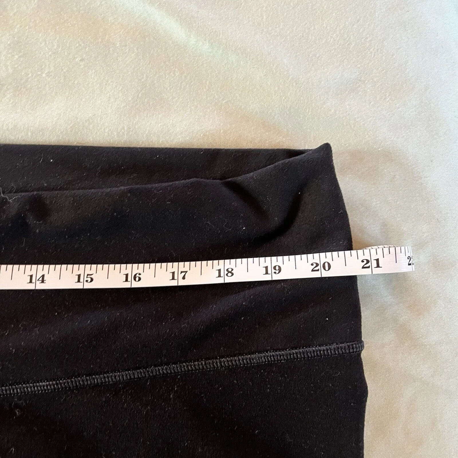 Fabletics Powerhold Highwaisted 7/8 Leggings 3X Camo + Black Shorts Bonus Trendy - Image 10