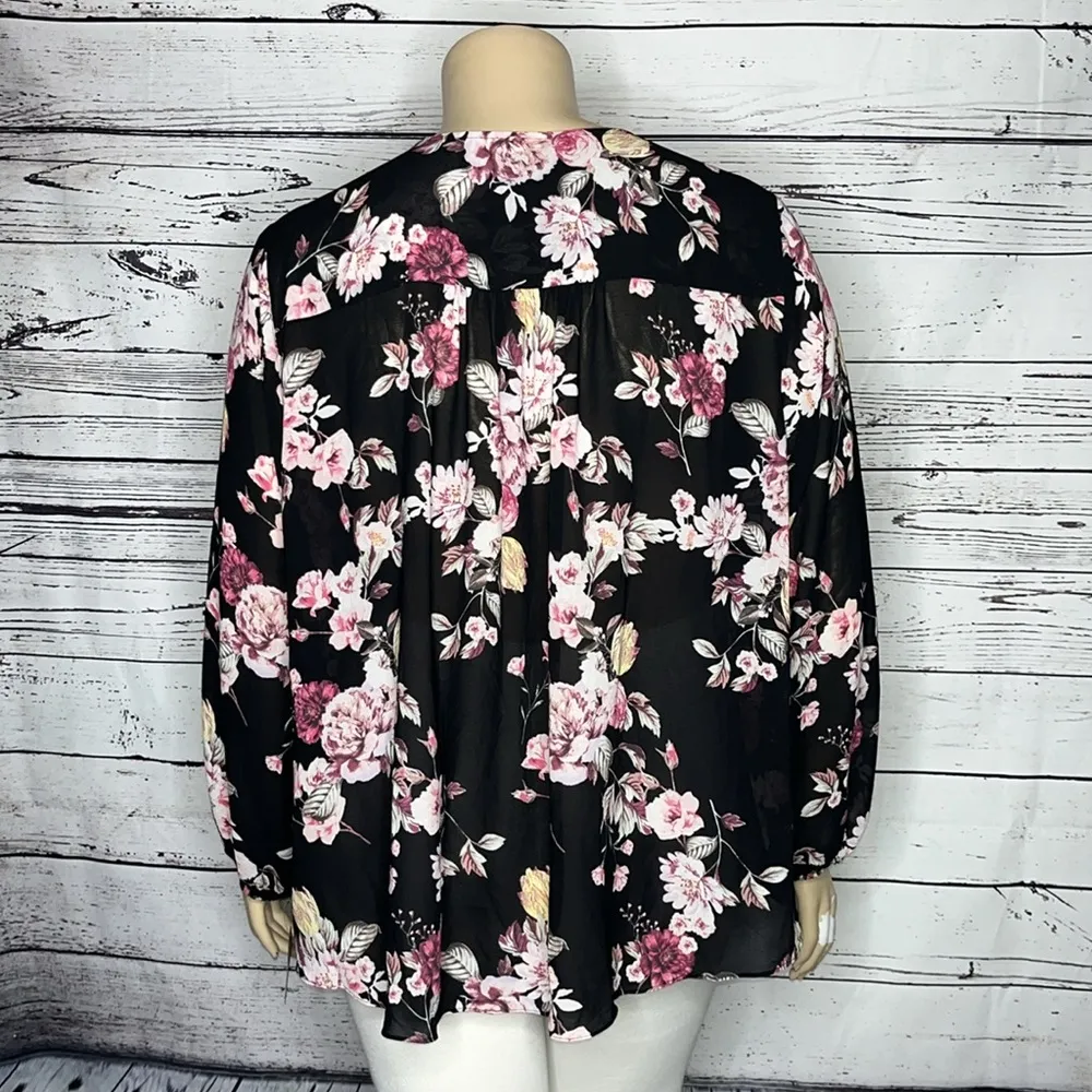 Rachel Roy NWT Size 3X Black - Floral Print V-Neckline Ruffle Trim Blouse Top - Image 4