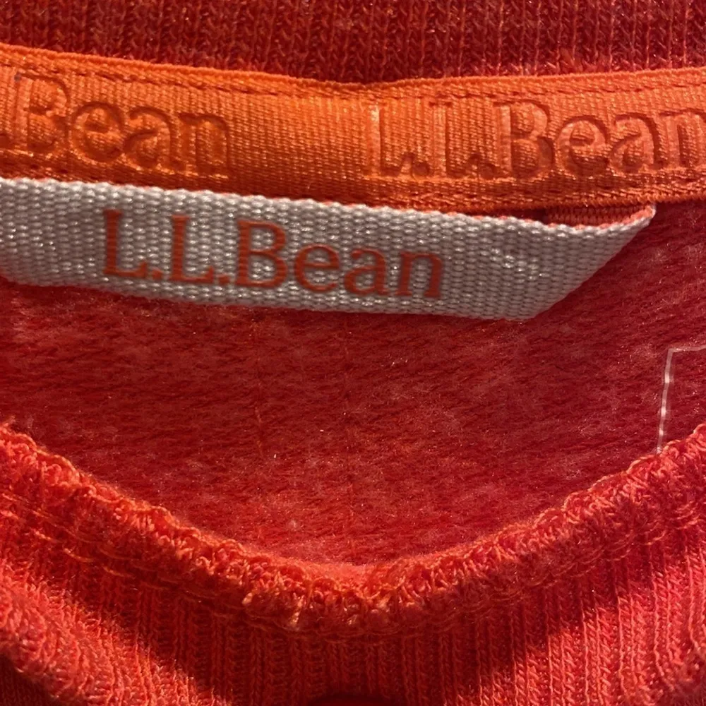 LL Bean SoftFlex Crewneck Dolman Sleeve Pullover Peachy Orange LARGE PETITE Size undefined - Image 2