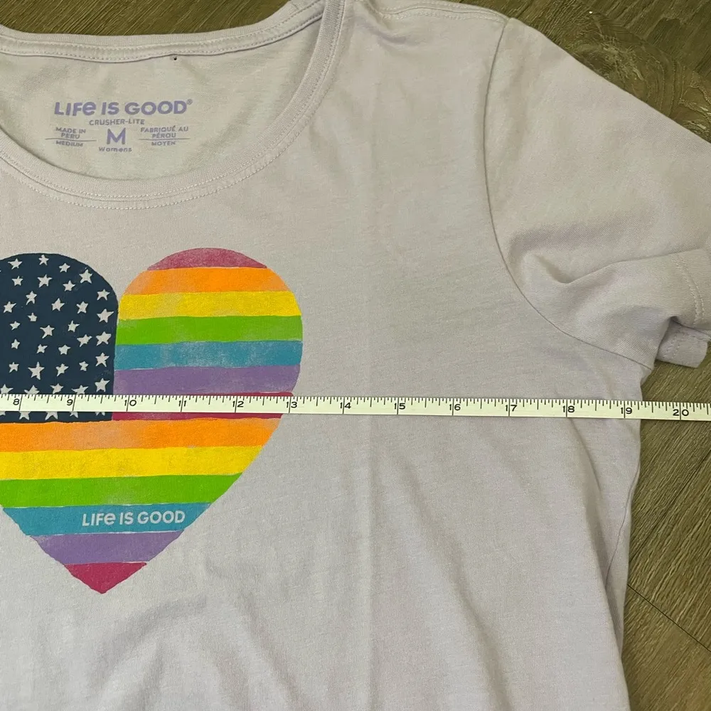 Life Is Good NEW Purple Crusher Tee Rainbow Heart Flag ~ NWT Women’s Size M - Image 14