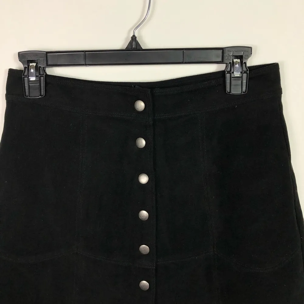 American Eagle suede scalloped‎ black skirt - Image 2