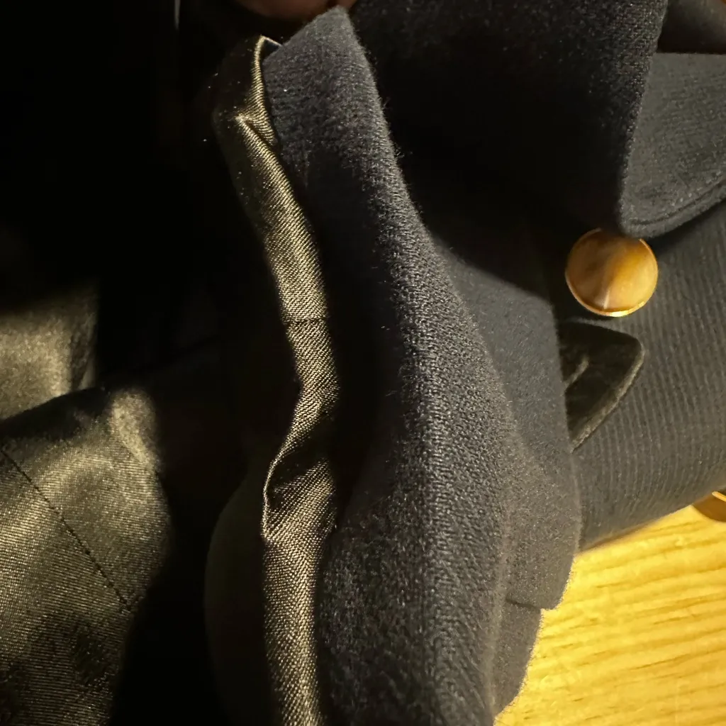 Banana Republic women’s navy blue blazer size M professional attire - Image 7